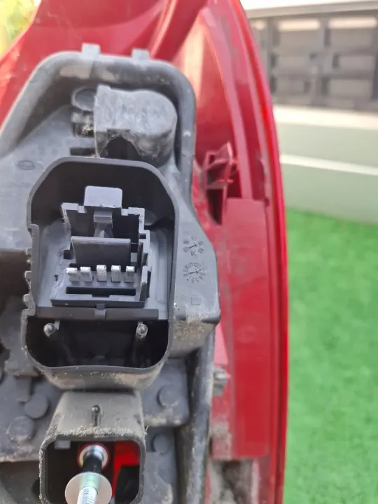 OEM 827626255 Linkes Rücklicht-Einsatz Renault Twingo 2 image 7