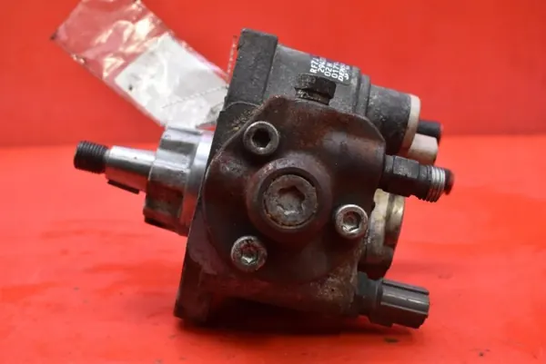 Einspritzpumpe RF7J13800A für Mazda 5 2.0 CR image 3