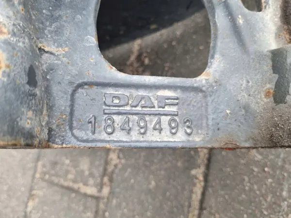 Support DAF OEM Montage Côté Droit Occasion image 4