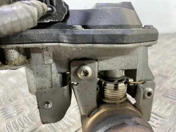 Nissan Qashqai Auspufftopf OEM 01715E2090 image 4