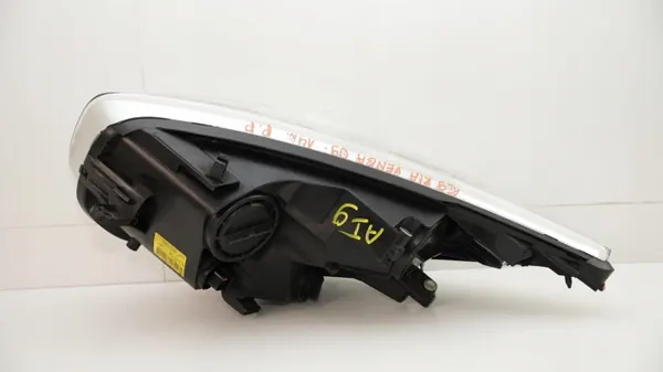 Rechter Voorlicht Kia Venga 09-14 OEM image 4
