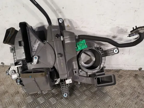 Caixa do núcleo do aquecedor Hyundai OEM FBZ15478 - Usado image 3