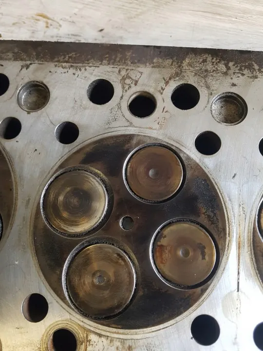 MAN TGL 4.5L Engine Head OEM D0834, 4 Cylinder image 7