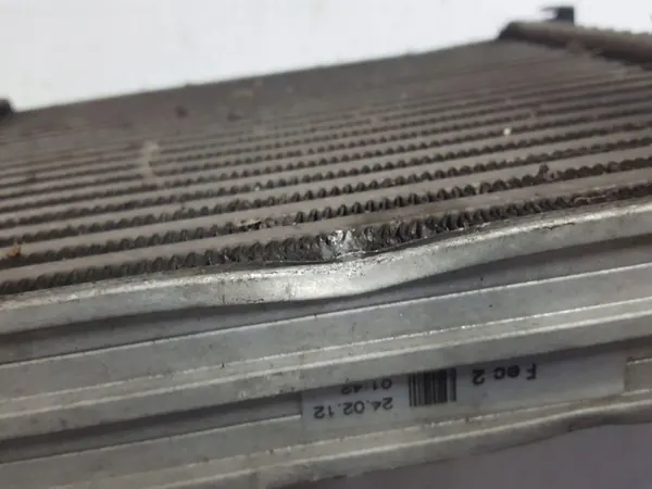 Intercooler esquerdo OEM 7L6145803D para Audi Q7 4L 3.0 TDI image 4