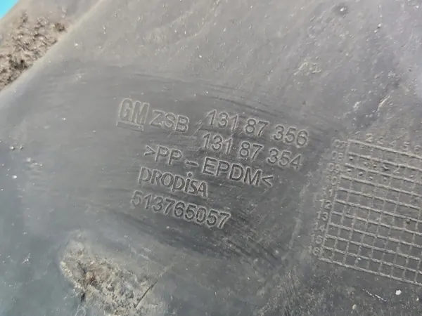 Left Front Wheel Arch Opel Corsa D image 3