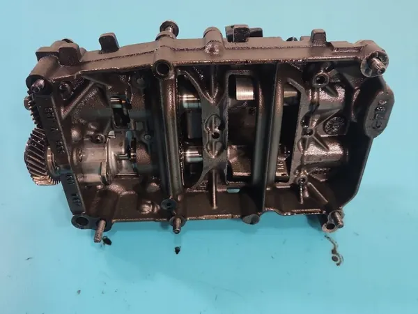 Bomba de aceite OEM 03L103535 para VW Passat B7 2.0 TDI image 8