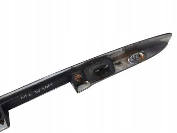OEM A1647400293 Marco Matrícula Mercedes W164 image 8