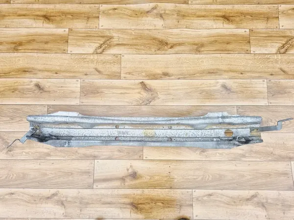 Etupuskuri Audi A4 B6 00-05 OEM 8E0807109C image 2