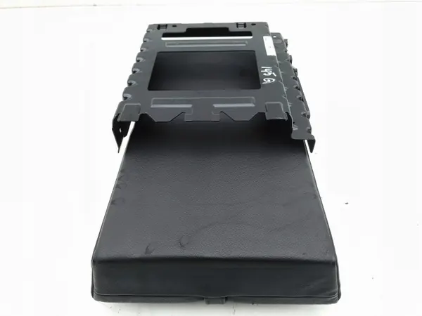 Accoudoir arrière Audi A5 OEM 8K0885585 - Occasion image 7