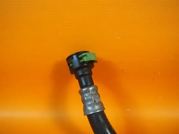 Audi A6 4G Ölschlauch OEM 8r0317818bf - Gebraucht image 3