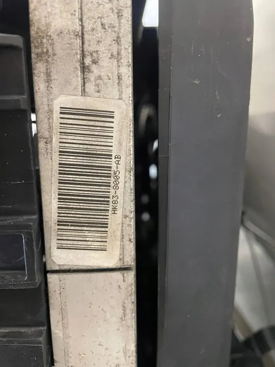 Complete Radiator Jaguar F-Pace X761 HK83-8C607-AE image 5