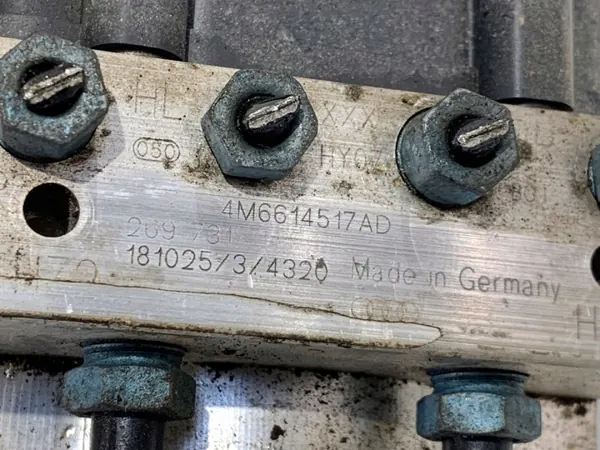 ABS-pomp OEM 4M6614517AD voor Audi Q8 3.0 286PK image 5