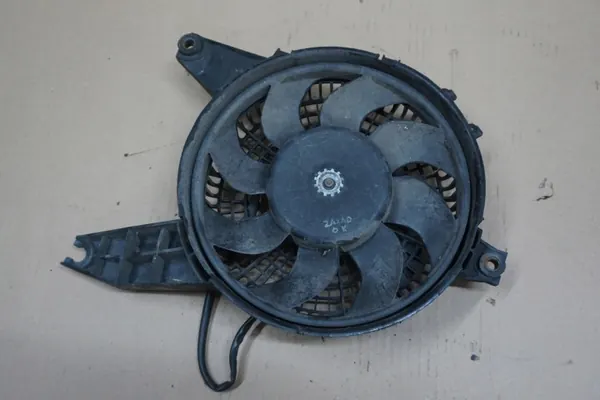 Hyundai Terracan Radiatorventilator Links 2.9 CRDi OEM image 7
