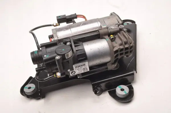 BMW I4 G26 Federungskompressor OEM 6894450 image 3
