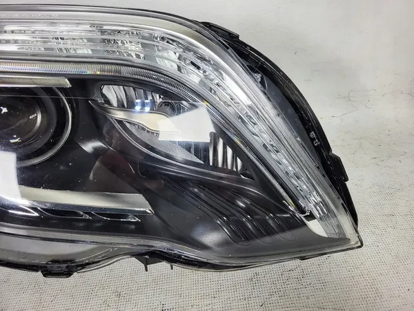 Rechter Mercedes GLK ILS BI Xenon Koplamp A2048200839 image 3