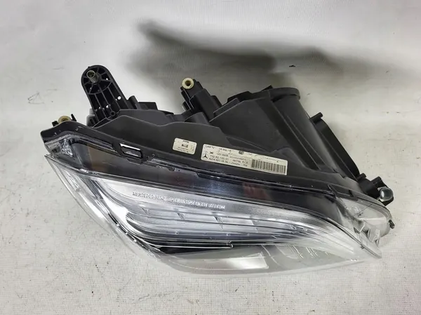 Rechter Mercedes GLK ILS BI Xenon Koplamp A2048200839 image 6