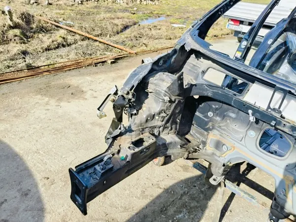 OEM 002 TIGUAN 26/04 Oikea Etulokasuoja LC9X image 7