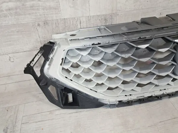 Grelha Para-choques Dianteiro SEAT ATECA OEM 575853654M image 4