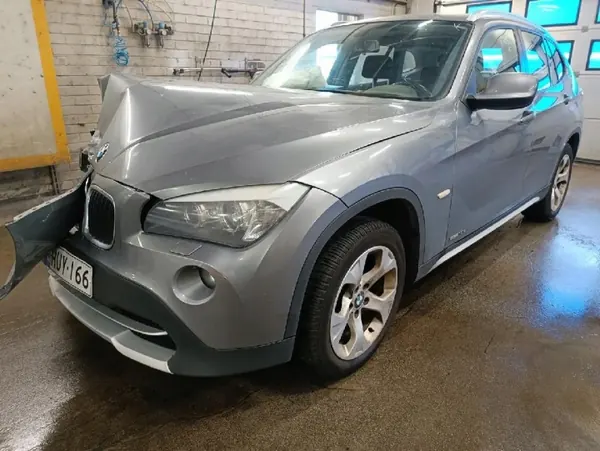 Colector de escape OEM 781018203 para BMW X1 2012 2.0L image 4