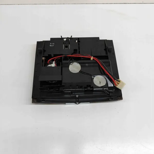 Cinzeiro VW Touareg OEM 7L6863071 - Usado image 5