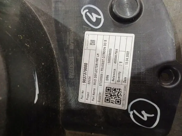 OEM 9837379880 Etu Oikea Lokasuoja Citroen C3 image 3