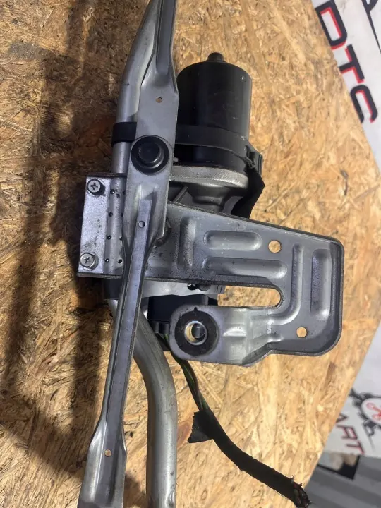 Fiat Ducato 2012 Brazo limpiaparabrisas OEM 1340683080 image 4