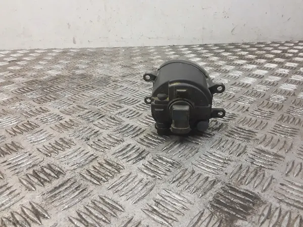 Nebelscheinwerfer Toyota Yaris OEM E204709 - Gebraucht image 3
