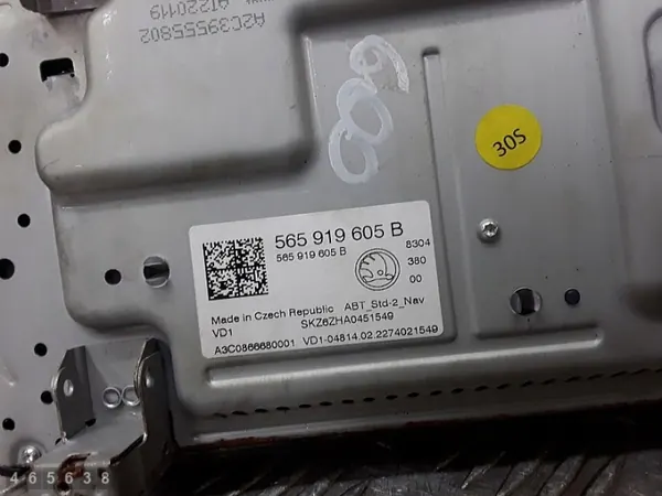 Ecrã de visualização Skoda Kodiaq OEM 565919605b image 6