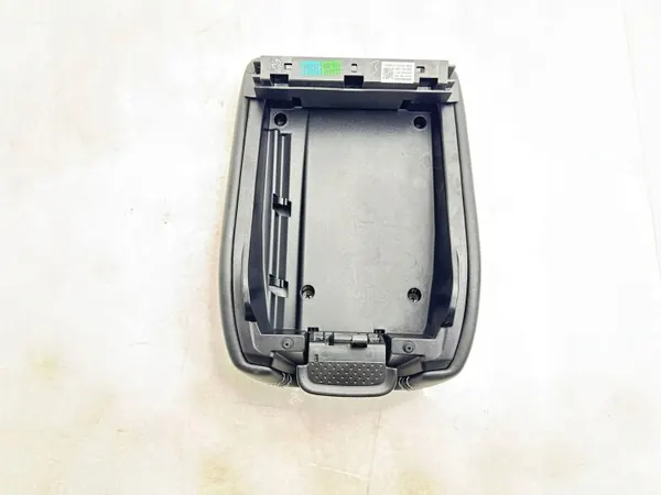 Nissan Qashqai J12 konsolarmstöd OEM 969206UM0A image 5