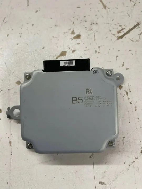 Módulo suspensión activa OEM 8924348050 Lexus RX 2020 image 2
