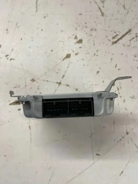 Módulo suspensión activa OEM 8924348050 Lexus RX 2020 image 3
