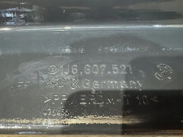 Paraurti posteriore VW Golf IV 1J 97-06 image 10