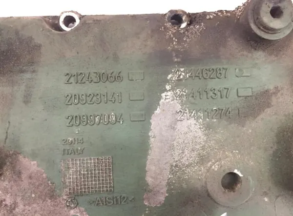 OEM 21446287 Volvo Motoroliekoeler Dekkel image 3