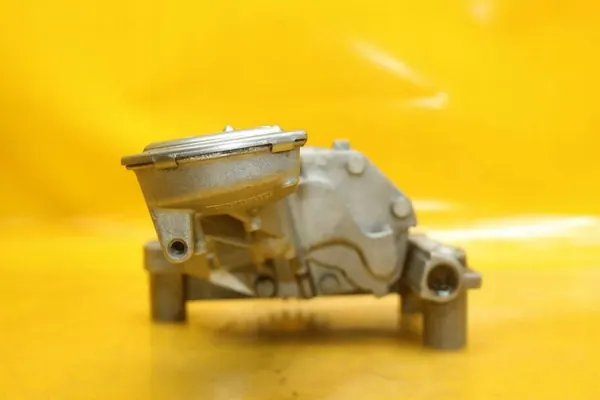 Öljypumppu OEM 9644350880 Ford Mondeo MK IV 2.0 TDCI:lle image 3