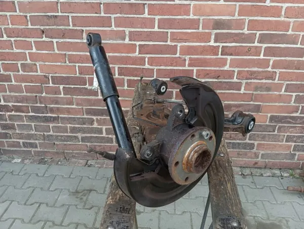 OEM ZWROTNICA WAHACZ PRAWY TYL VW T6 2.0 TDI 2016R image 2