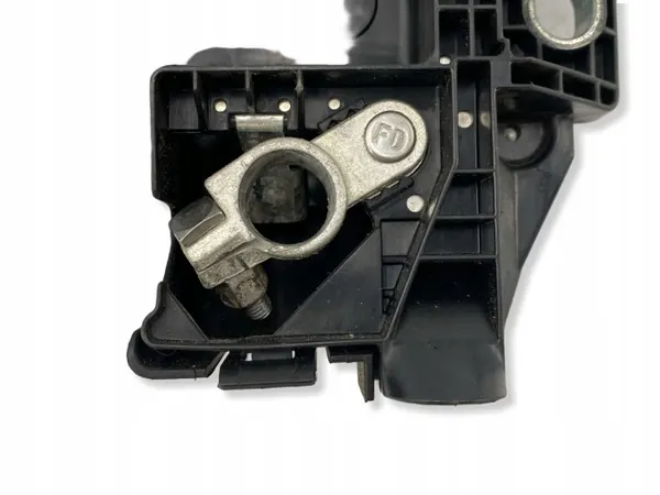 Volvo batteriklemma OEM 32200334 - Begagnad image 3