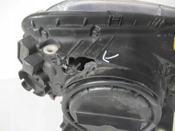 Farol Esquerdo Bi-Xenon Skoda Yeti image 6