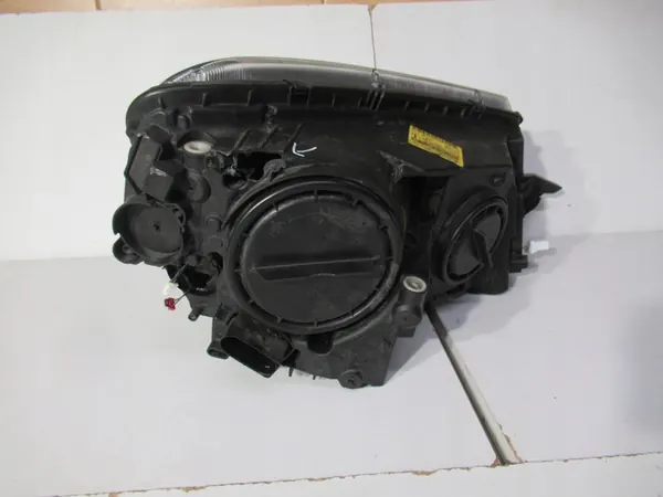 Farol Esquerdo Bi-Xenon Skoda Yeti image 8