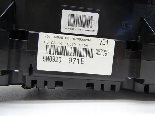 Cuadro de instrumentos OEM 5N0920971E VW Tiguan I image 6