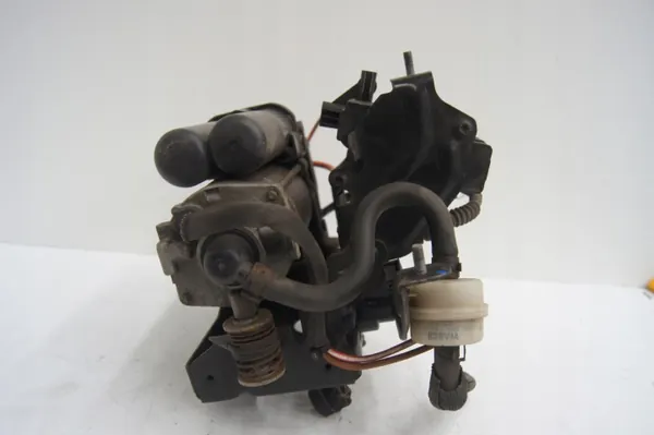 Audi Q7 moottorin kompressorin jousitus OEM 4430203001 image 3