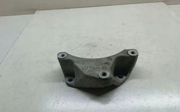 Support de boîte BMW X3 F25 OEM 6862283 - Occasion image 2