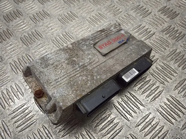 Module d'accélérateur VW Passat B5 FL 1.8T OEM E8110R-004534 image 3