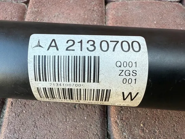 MERCEDES E-KLASS W213 Drivaxel A.2134100700 image 4