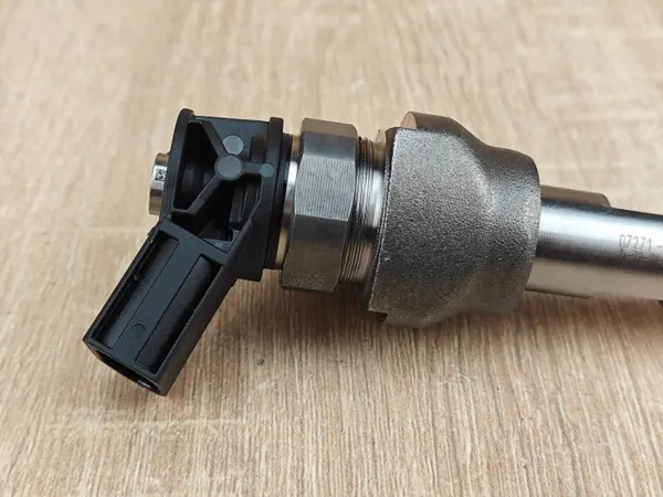 Bränsleinsprutare OEM 8579236 för BMW 2.0D B47D Motor image 4