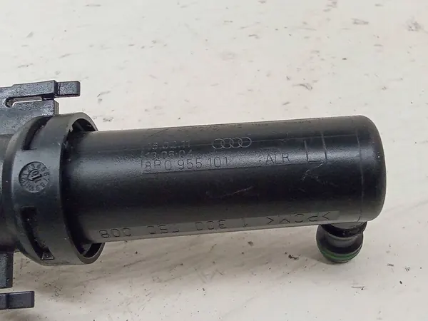 Rechter koplampwasmachine AUDI Q5 (8R) 2010 image 3