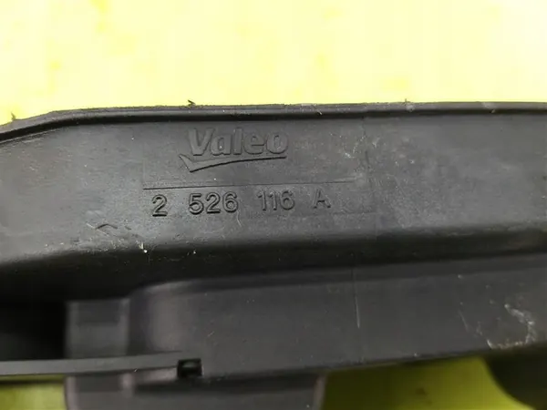 Bobina de ignição Opel Zafira A 1999-2005 1.8 Gasolina OEM 2526116A image 2