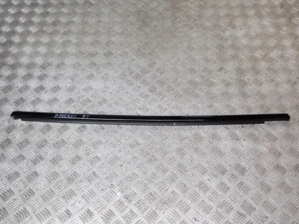 OEM 670009933 Rechter Achterdeurlijst Maserati image 2