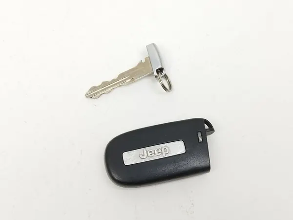 Clé ou carte Jeep Cherokee 2015 image 3