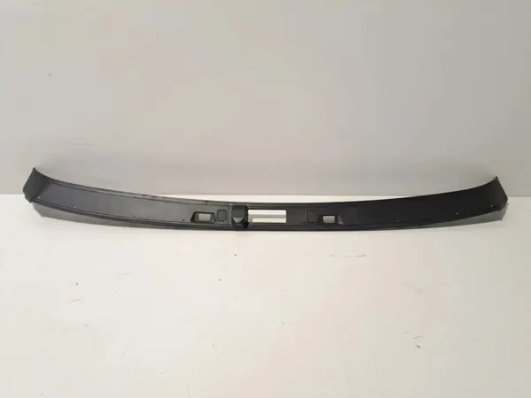 BMW M8 Bagageluckfoder OEM 7446336 - Begagnad image 2