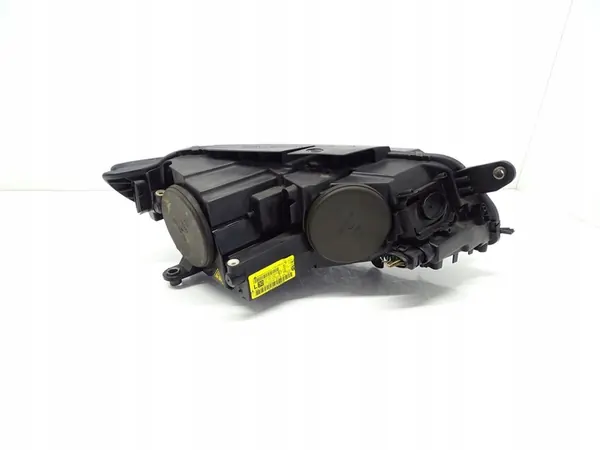 Vasen Etuvalaisin VW Passat CC Xenon image 3